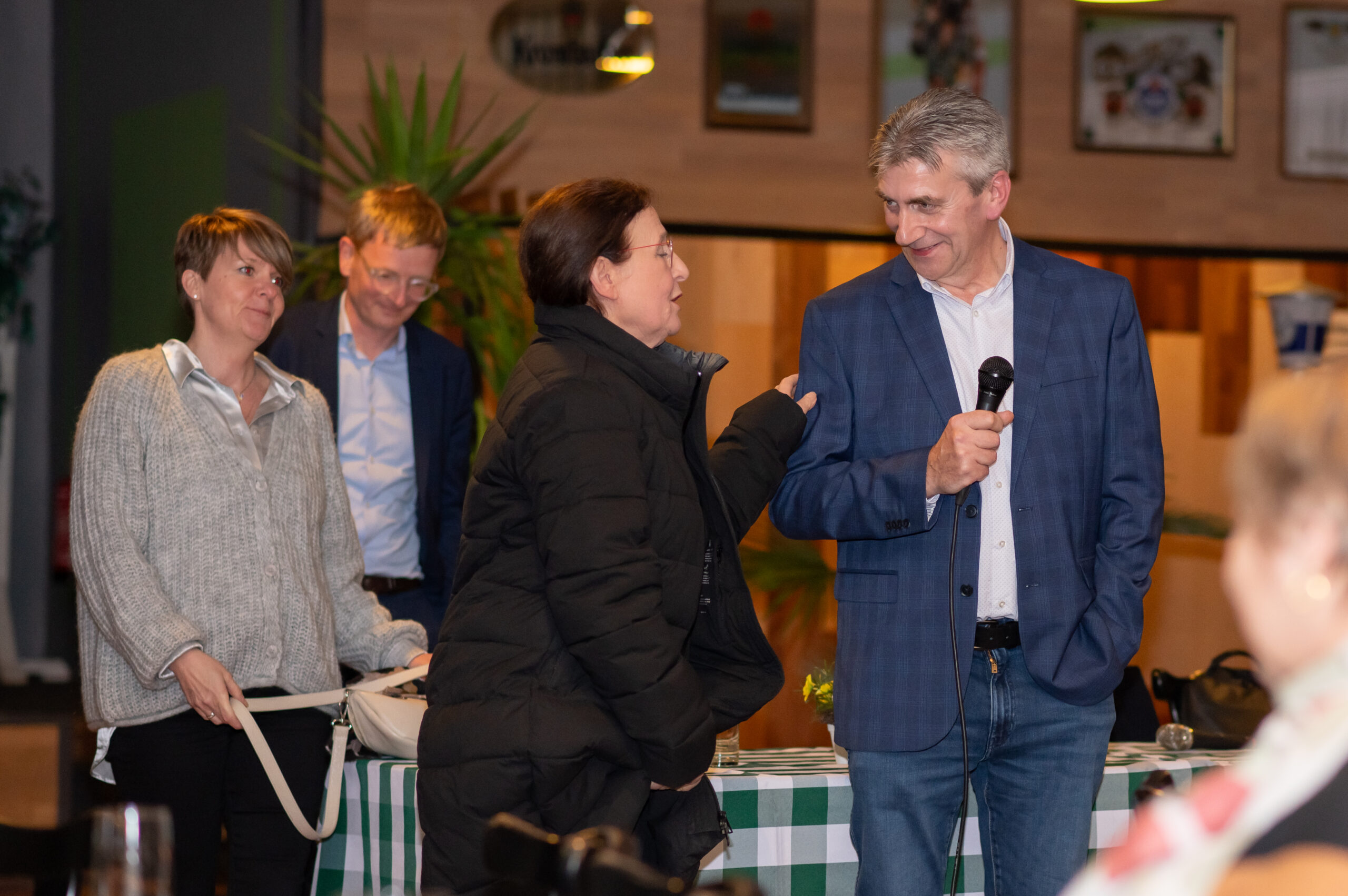 2025-01-31 19.38.55-2